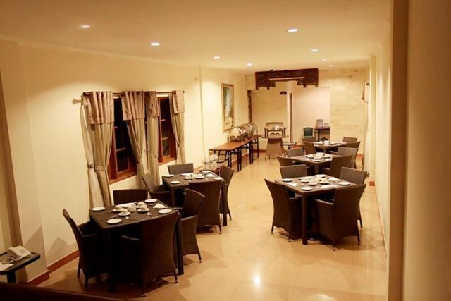 Hotel Lotus Bandung Exterior photo