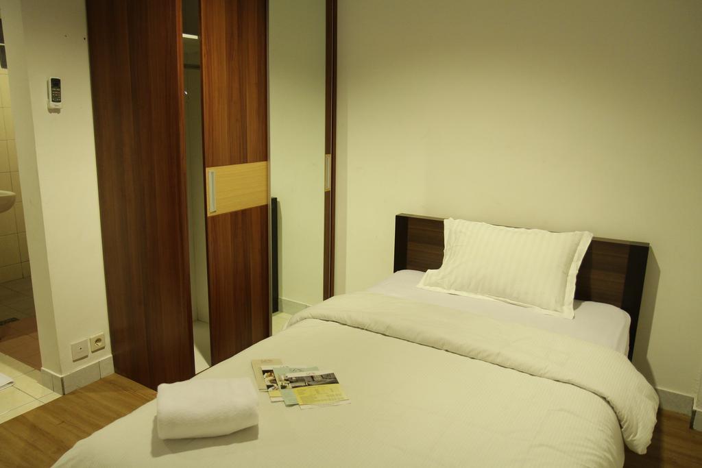 Hotel Lotus Bandung Room photo
